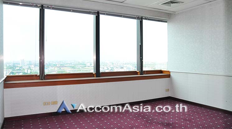 8  Office Space For Sale in Ratchadaphisek ,Bangkok ARL Ramkhamhaeng at Charn Issara Tower 2 AA14915